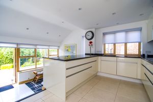 Photo 19- click for photo gallery